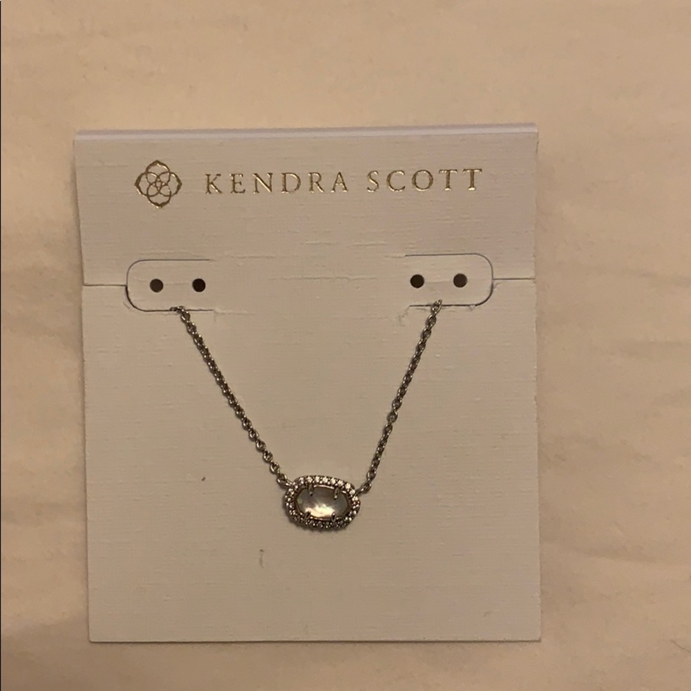 NWT Kendra Scott Chelsea Necklace